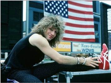 Jon-Bon-Jovi-at-Live-Aid-Philadelphia-by-Mark-Weiss-1986-1280x960